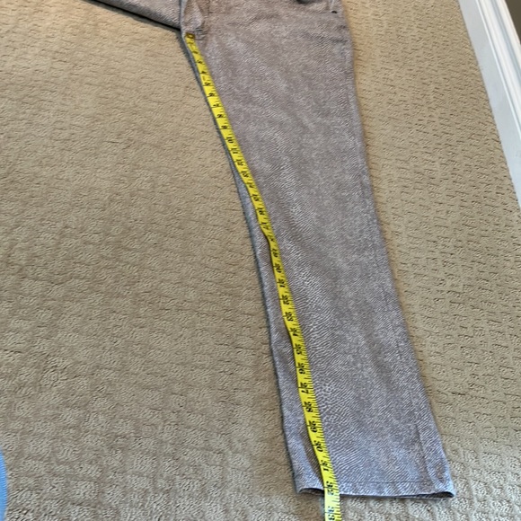 Fabulous😱snake print Nicole Miller size 16 jeans. - Picture 11 of 16